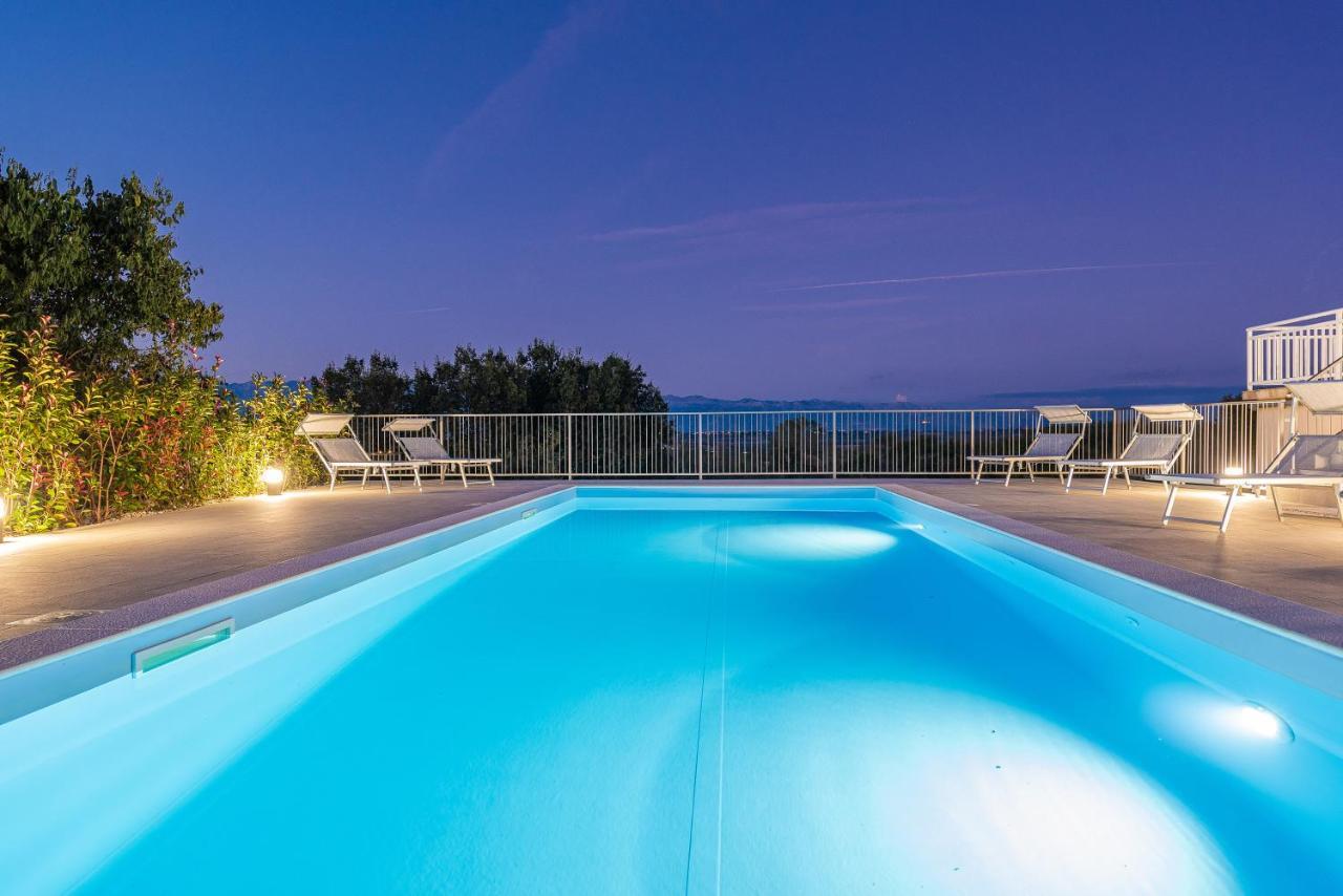 Vila Luna Apartments Zadar Ngoại thất bức ảnh